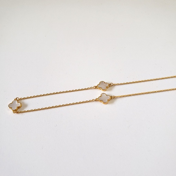 Rachel Zoe Clover MOP Long Necklace Yellow Gold Plate Sterling Silver - Picture 5 of 6